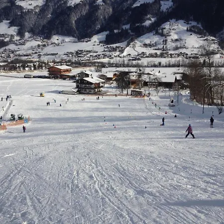 Huber Rosmarie דירה